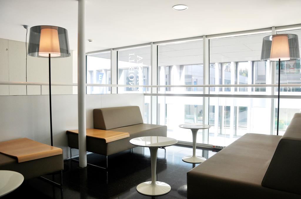 Residencia Universitaria Resa Roberto De Nobili Sant Cugat del Valles Luaran gambar