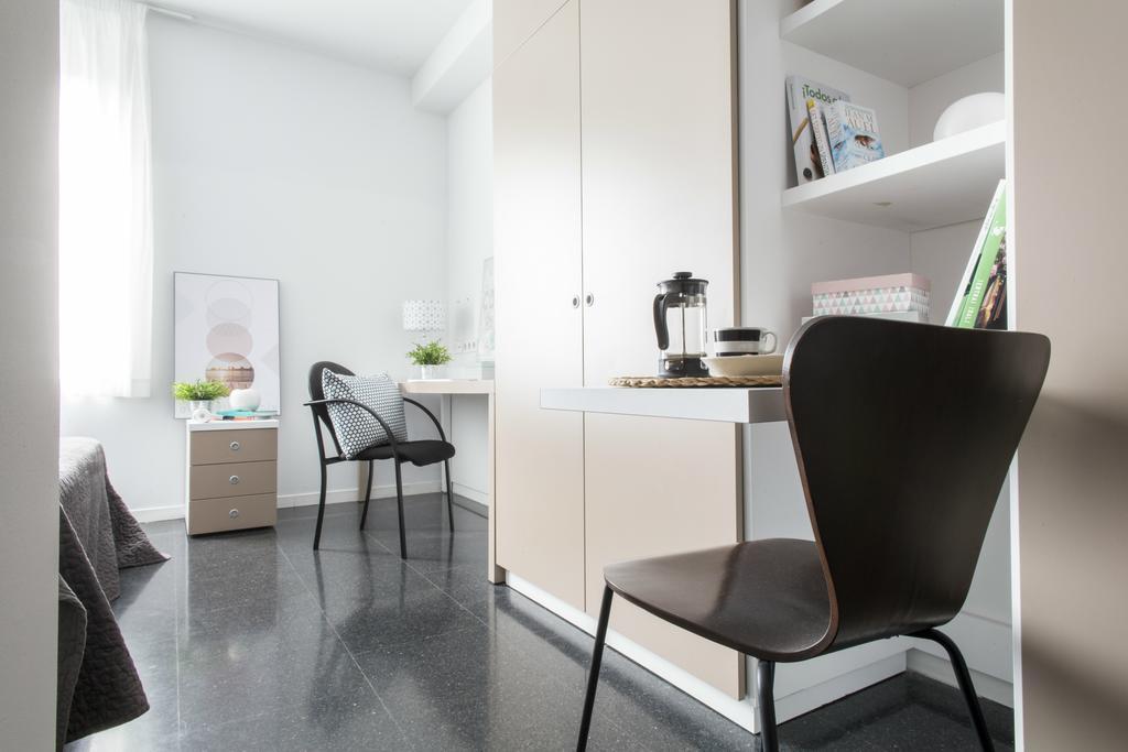 Residencia Universitaria Resa Roberto De Nobili Sant Cugat del Valles Luaran gambar