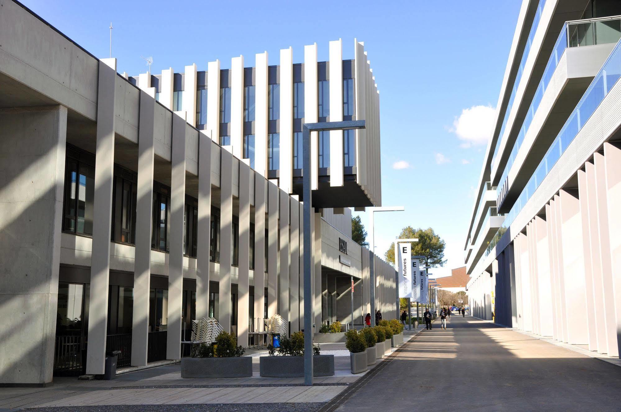 Residencia Universitaria Resa Roberto De Nobili Sant Cugat del Valles Luaran gambar
